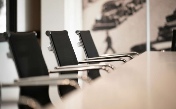 michael-fousert-RNsKphkdBTk-unsplash